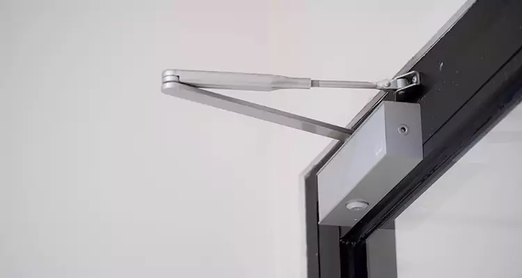 Screen Door Closer Installation in Bayshore Gardens, FL