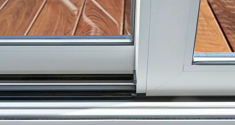 Patio Doors Leaking Water Issue Repair Services in Bayshore Gardens, FL