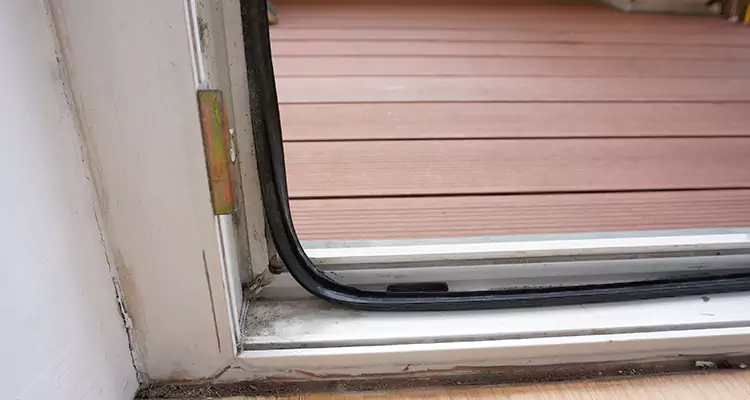 Repair Patio Doors Leaking at Bottom in Bayshore Gardens, FL