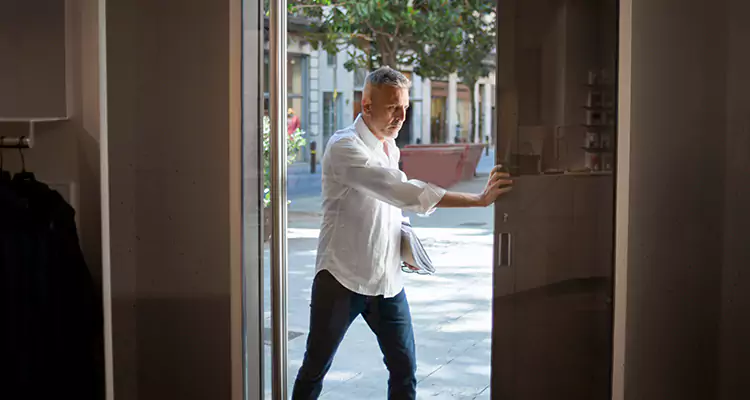 Reliable Pella Patio Door Repair Services for Opening Issues in Bayshore Gardens, FL